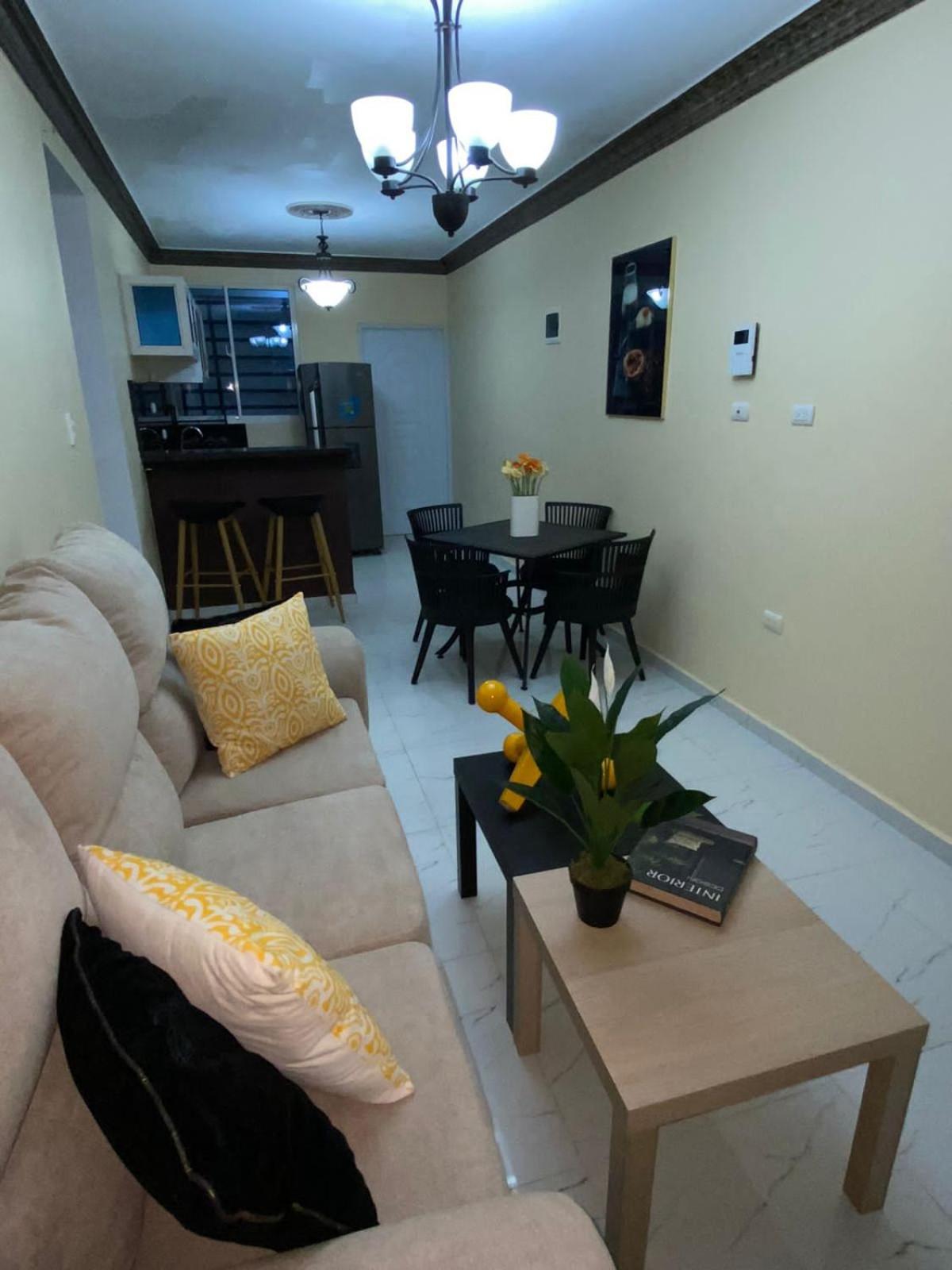 Acogedor Apartamento Сантяго де лос Кабайерос Екстериор снимка